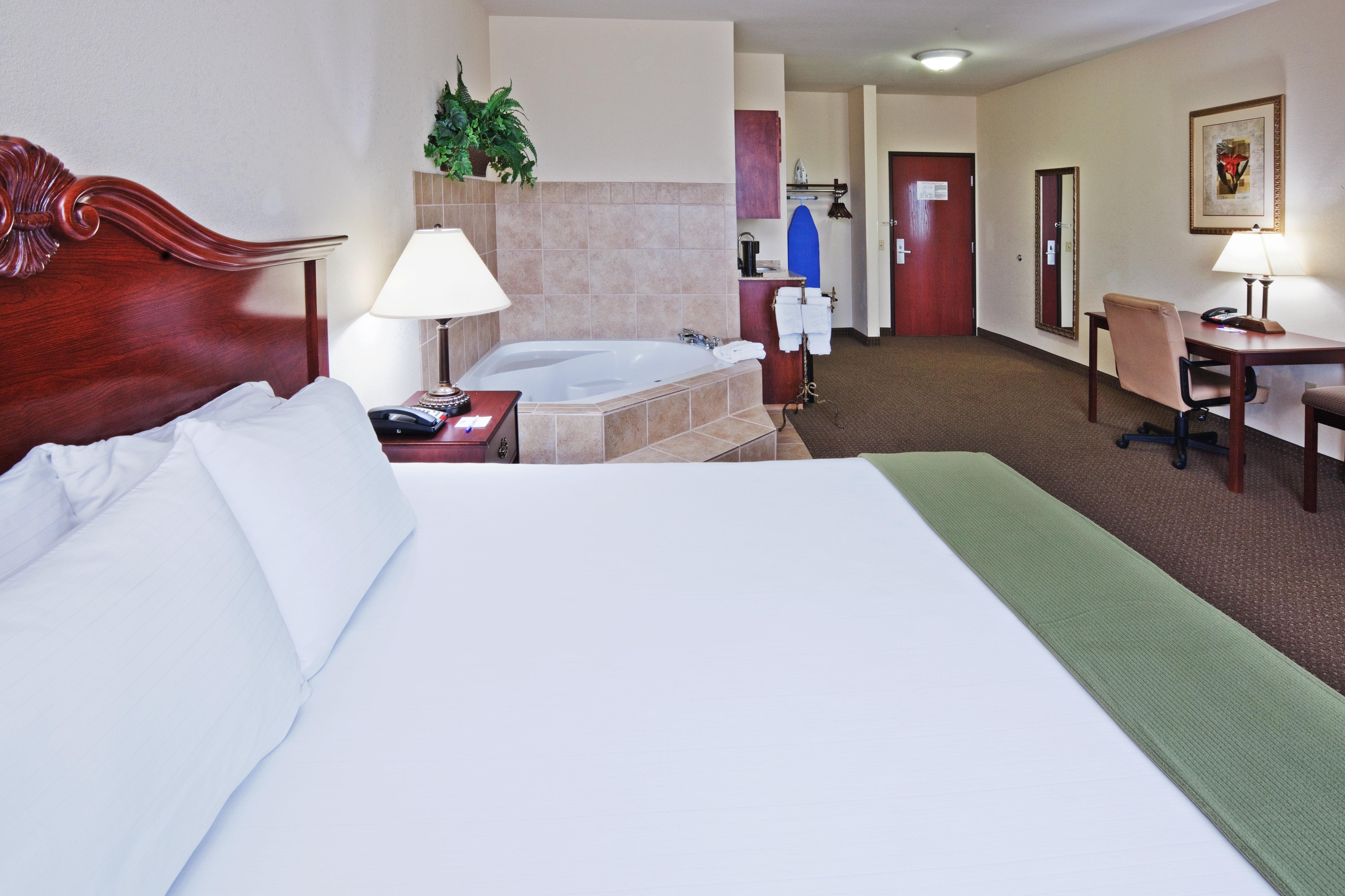 Holiday Inn Express Hotel & Suites Woodward Hwy 270 By Ihg Exteriér fotografie