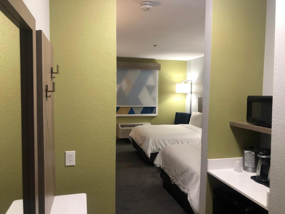 Holiday Inn Express Hotel & Suites Woodward Hwy 270 By Ihg Exteriér fotografie