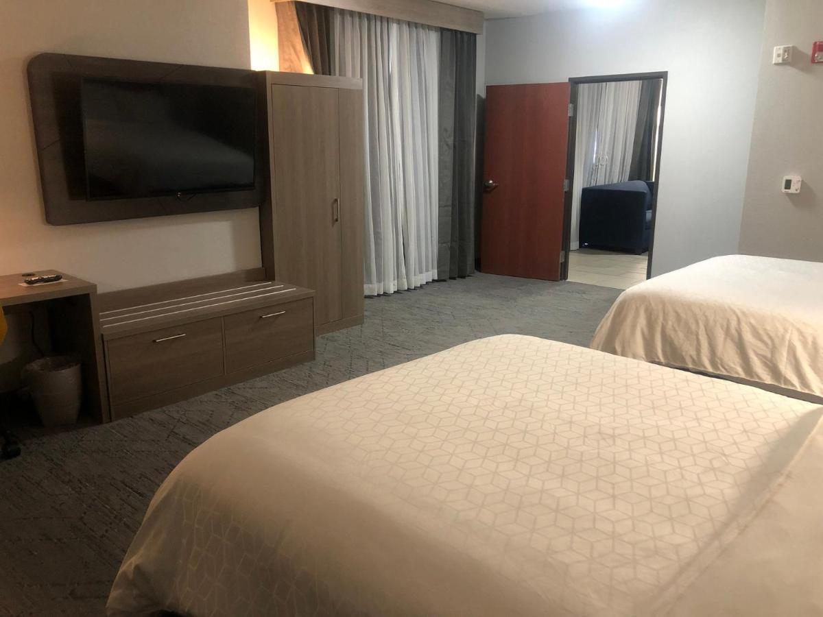 Holiday Inn Express Hotel & Suites Woodward Hwy 270 By Ihg Exteriér fotografie